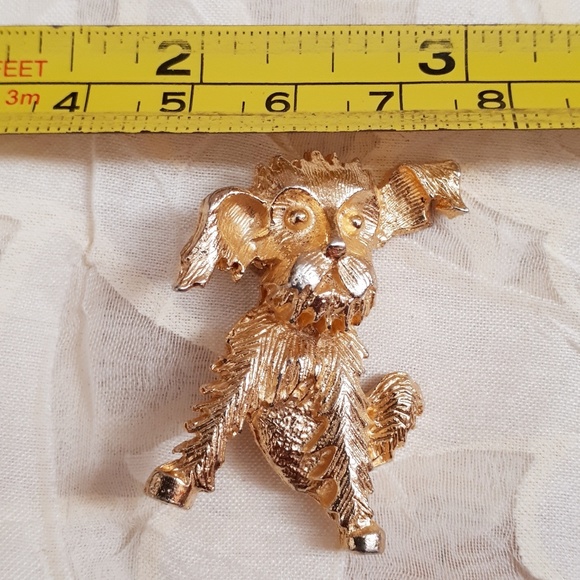 Stunning gold plated puppy dog pin brooch - Picture 7 of 7